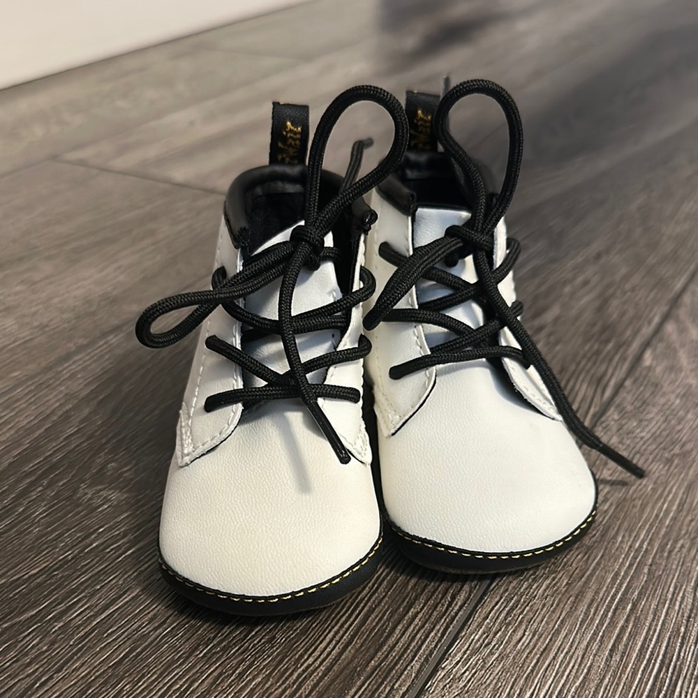 NWOT! Dr Marten crib shoes